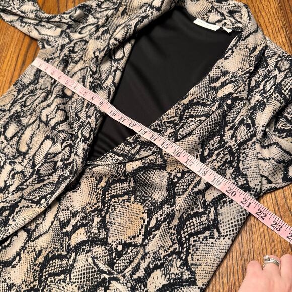 Susan Graver Snakeskin Blazer LP Animal Print Front Jacket Cardigan Stretch - Picture 9 of 12